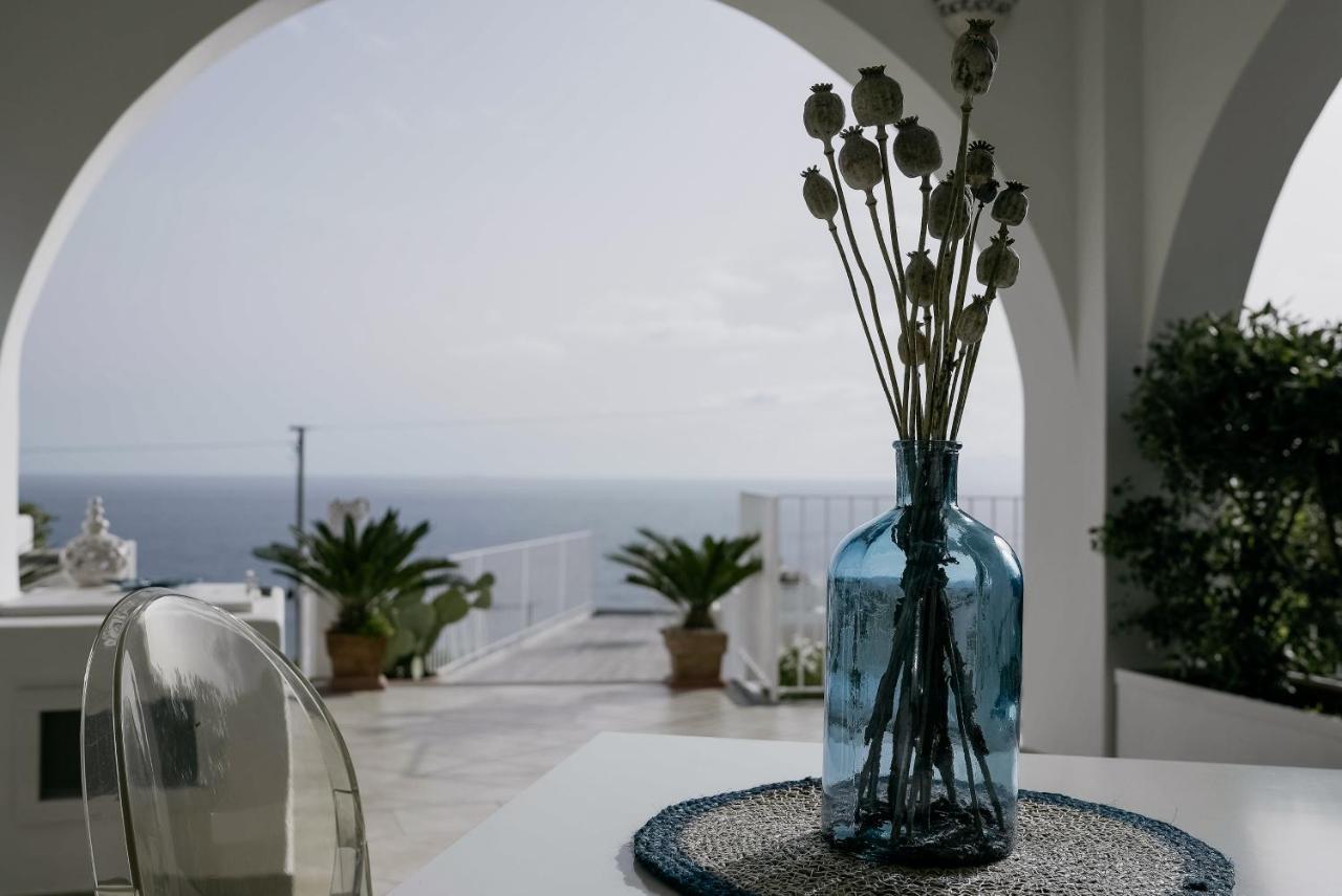 'A Alera Room & Breakfast Malfa  Exterior foto