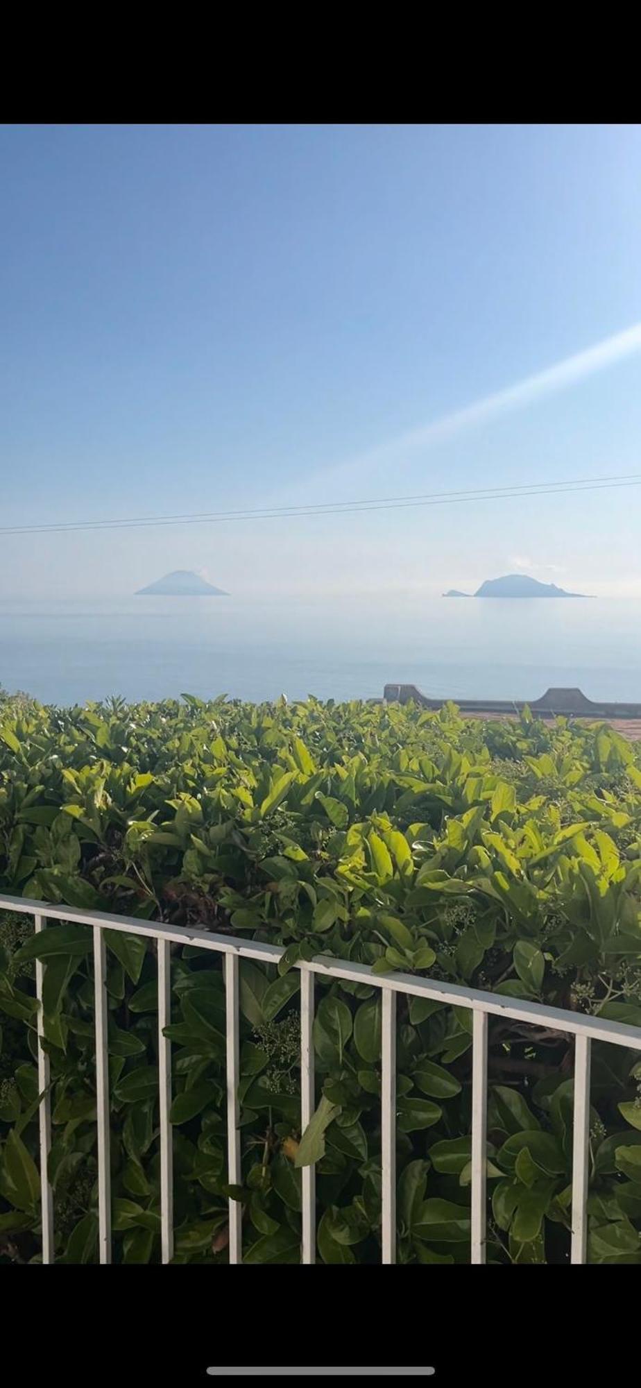 'A Alera Room & Breakfast Malfa  Exterior foto