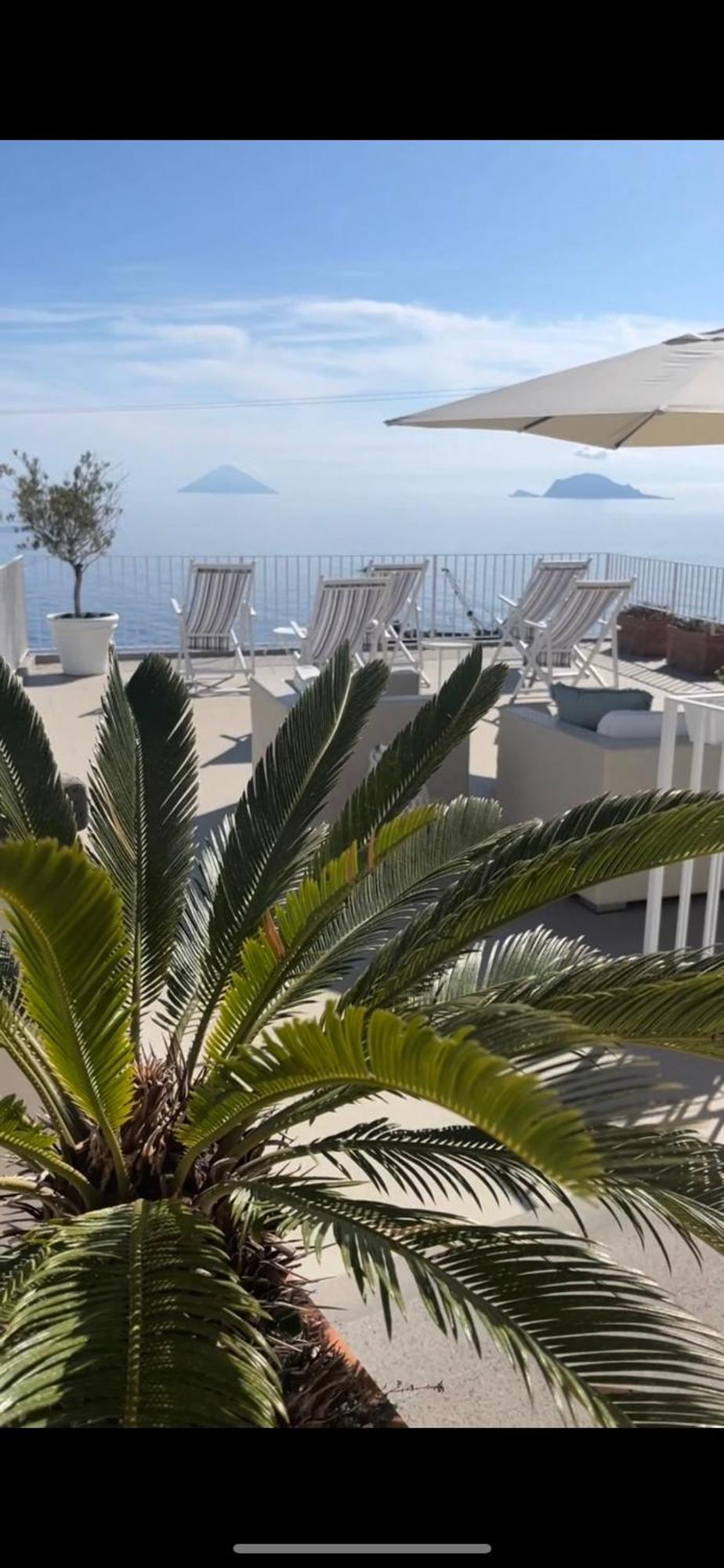 'A Alera Room & Breakfast Malfa  Exterior foto