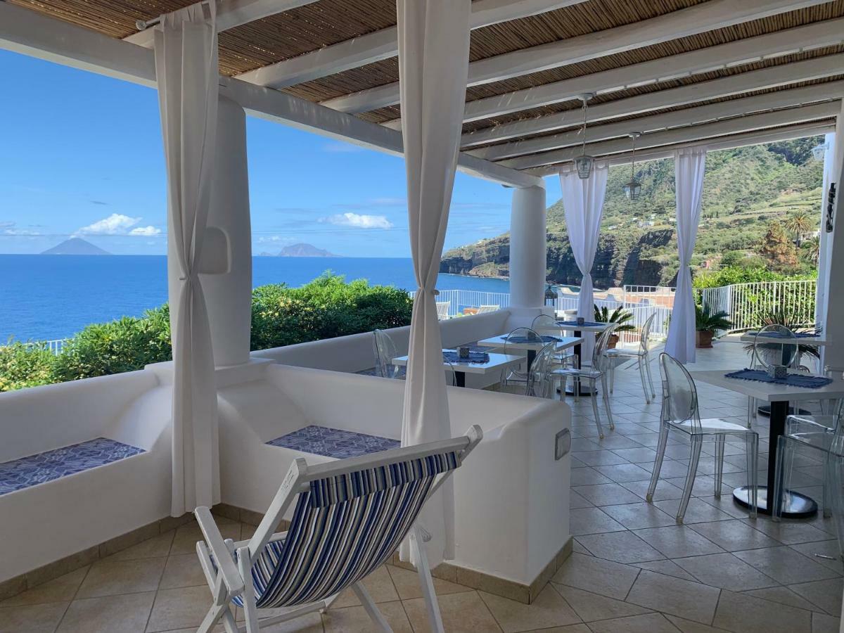 'A Alera Room & Breakfast Malfa  Exterior foto